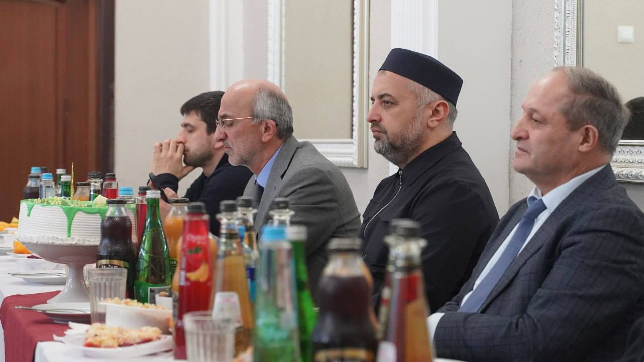 В стенах Гуманитарно-педагогического колледжа состоялся торжественный коллективный ифтар